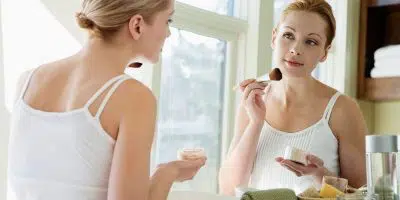 Quel fond de teint choisir à 60 ans Conseils