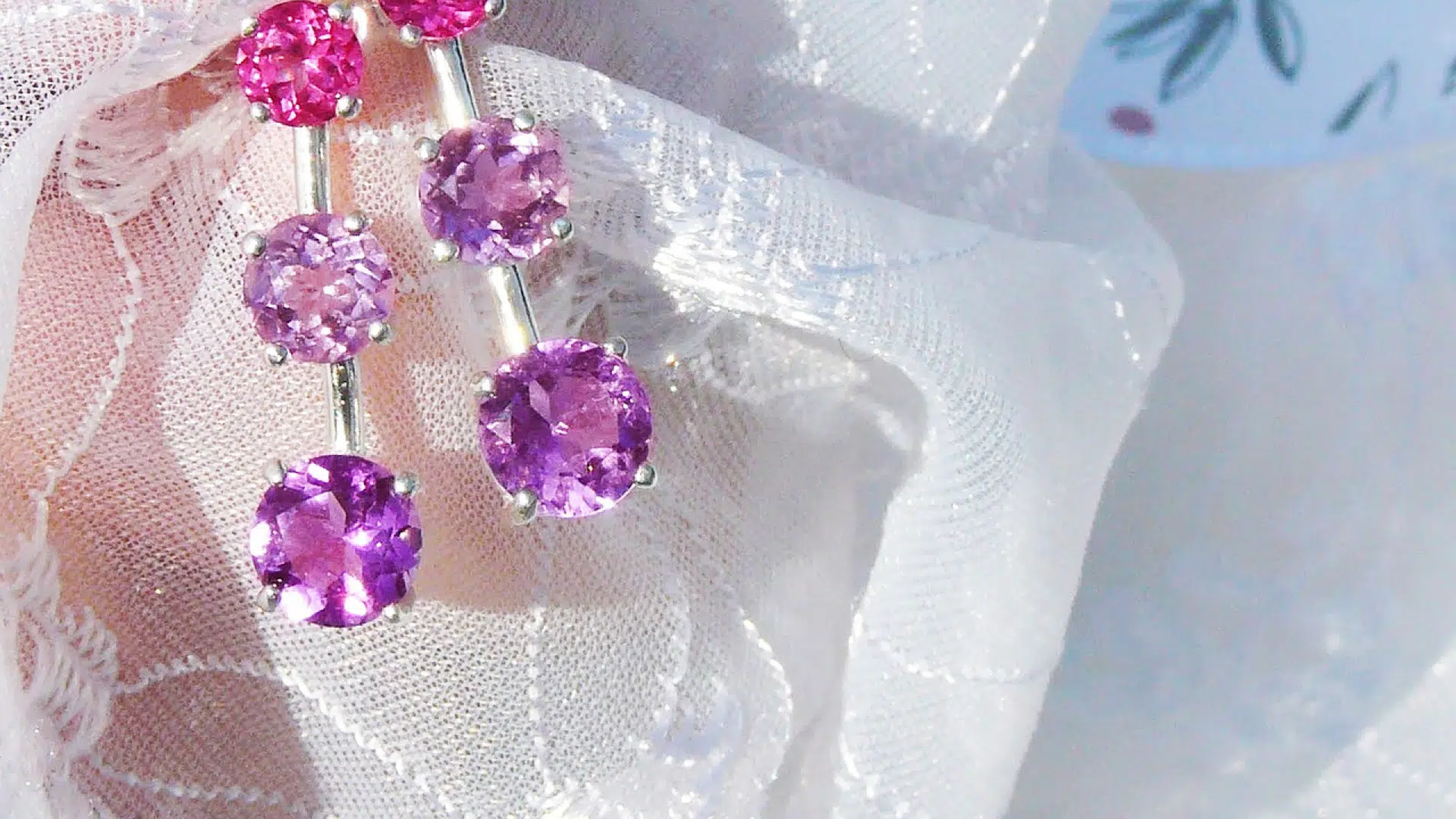 Comment bien choisir des bijoux tendance ?