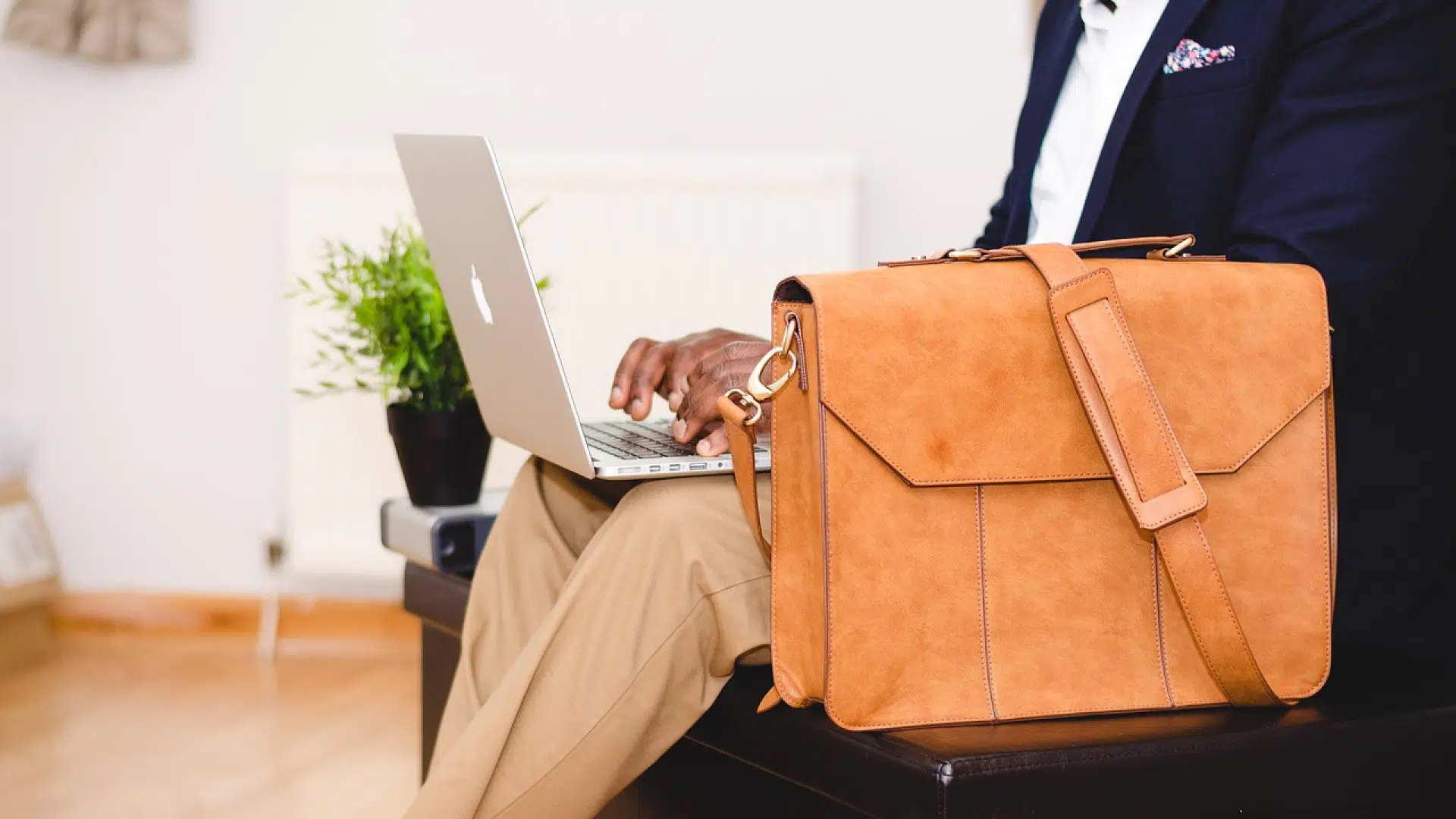 Comment se fait la vente des sacs de luxe d’occasion ?