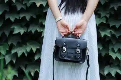 raviver le cuir d’un sac à main